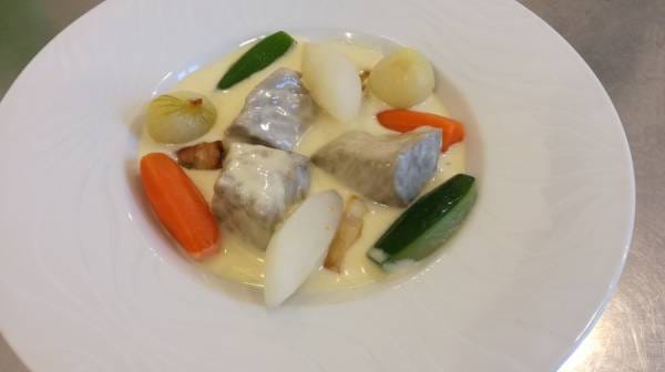 Blanquette de veau, bouquetière de légumes